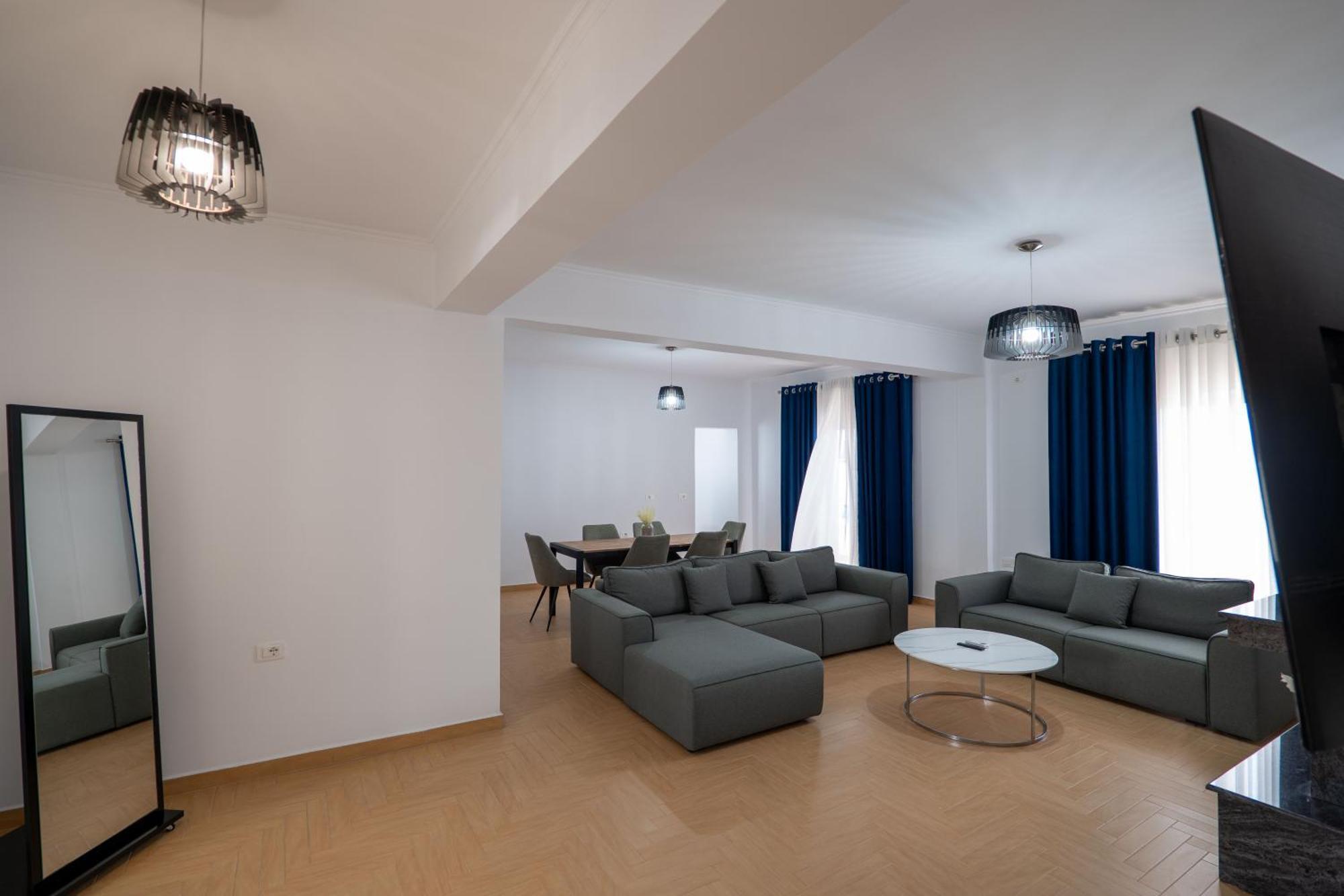 Hoteleks Inn & Suites Saranda Dış mekan fotoğraf