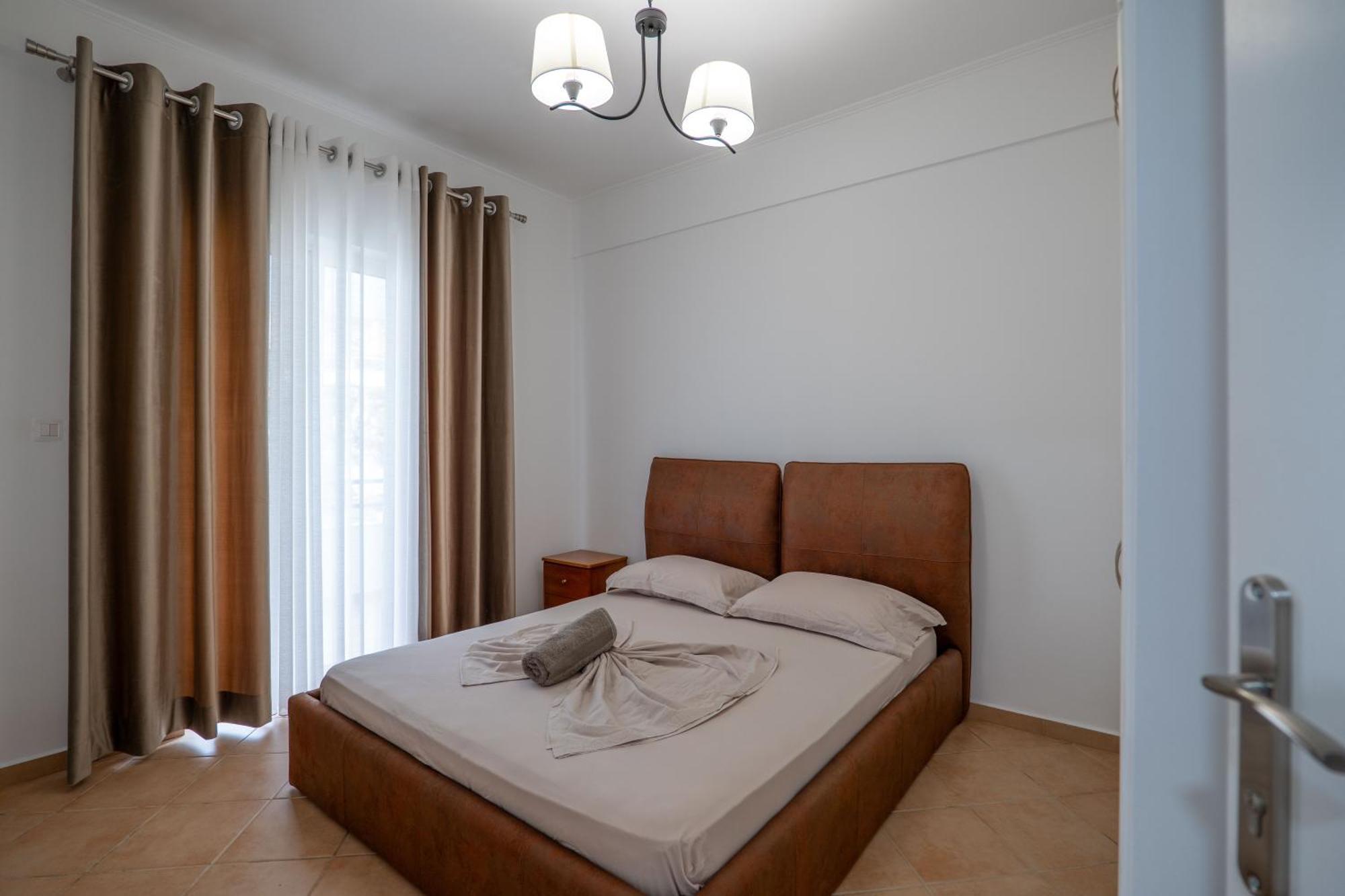 Hoteleks Inn & Suites Saranda Dış mekan fotoğraf